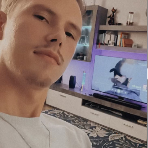 Sergiu S.