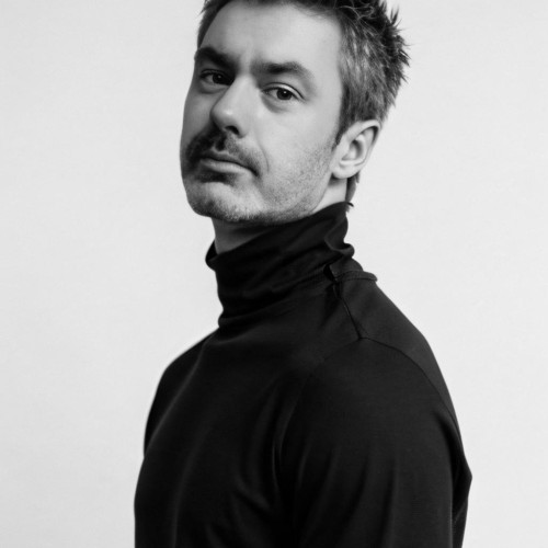Tom H.