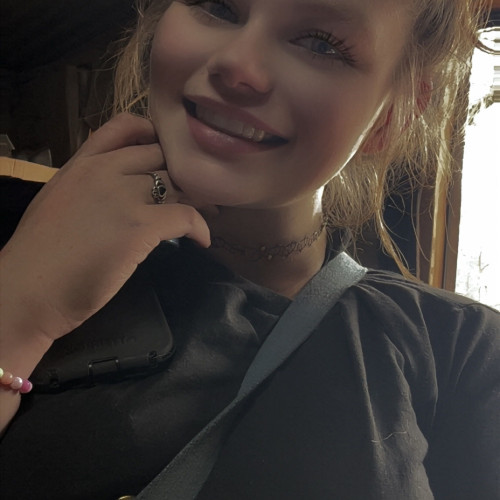 Phoenix E. profile photo