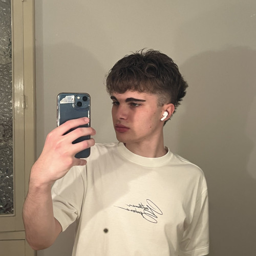 luca r. profile photo