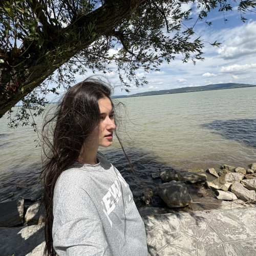 Elika B. profile photo