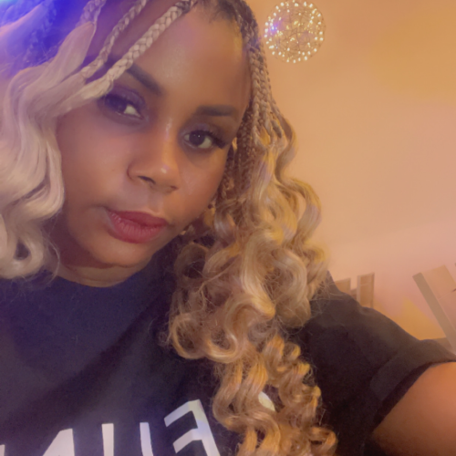 Eka  E. profile photo