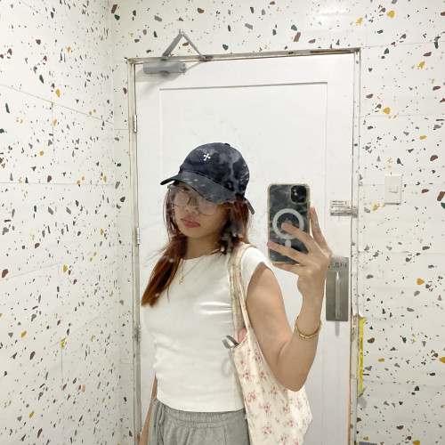 Henya M. profile photo