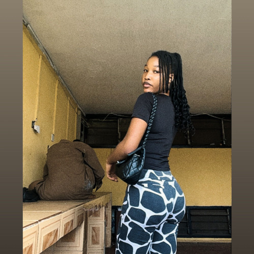 Osaretin b. profile photo
