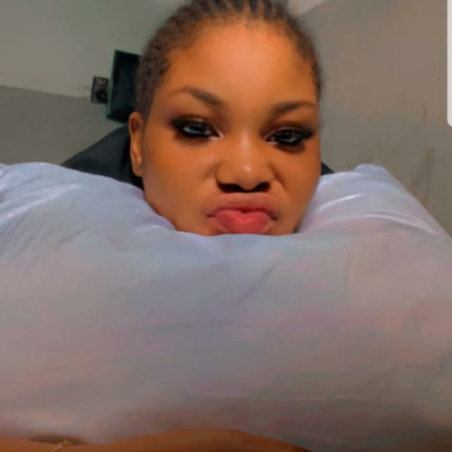 Favy V. profile photo