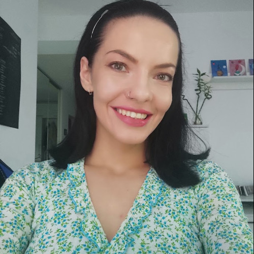 Oana C.
