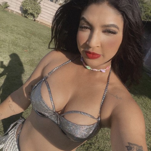 Talia  D.