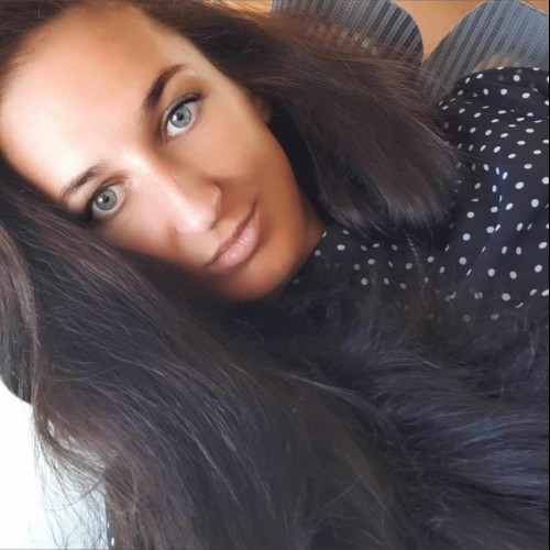 Laura W. profile photo