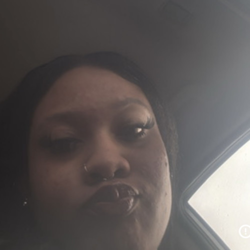 Iyana M. profile photo