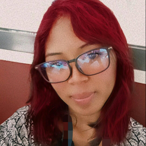 mia i. profile photo