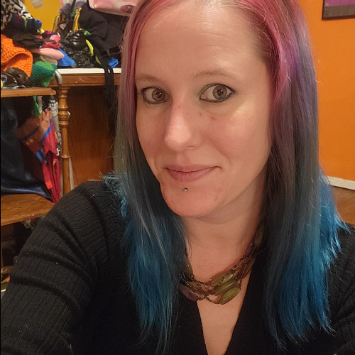 Carole B. profile photo