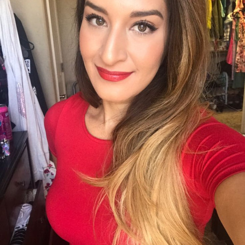 Elena J. profile photo