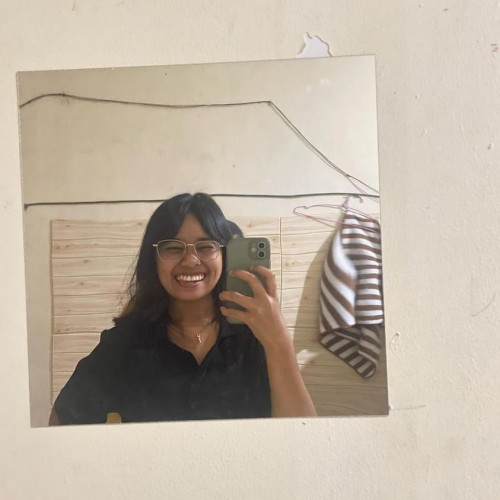 SHERLYN  F. profile photo
