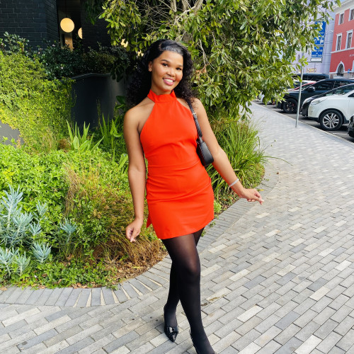 Yolisa M.