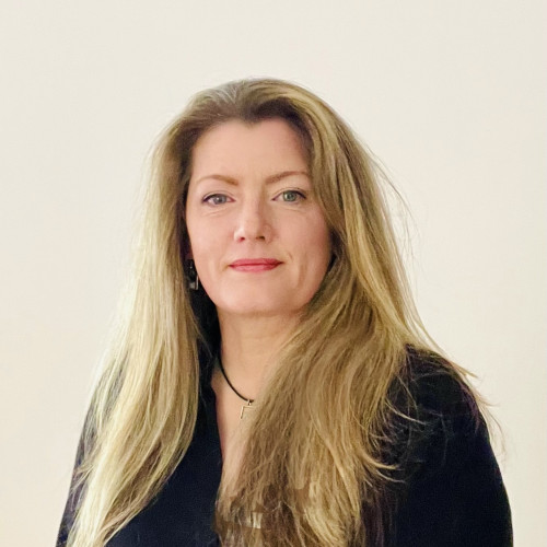 Claire J. profile photo