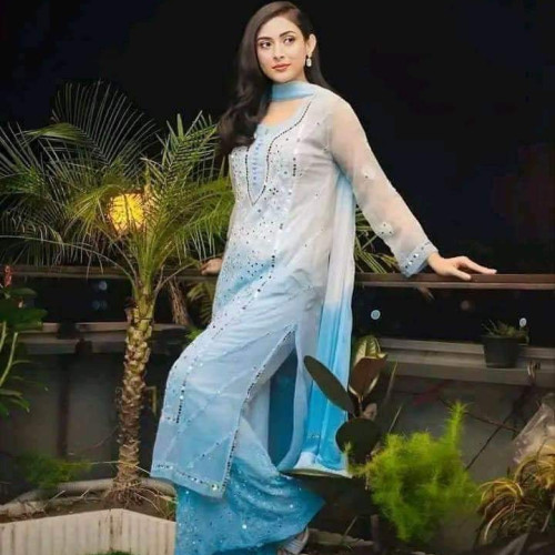 Parisa M. profile photo