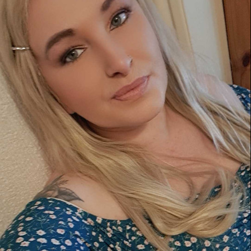 Julie H. profile photo