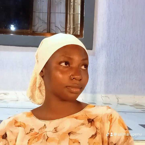 salma l. profile photo