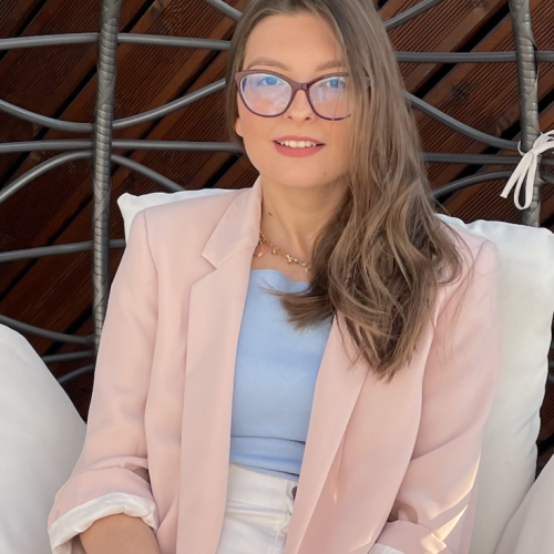 Nataly A.