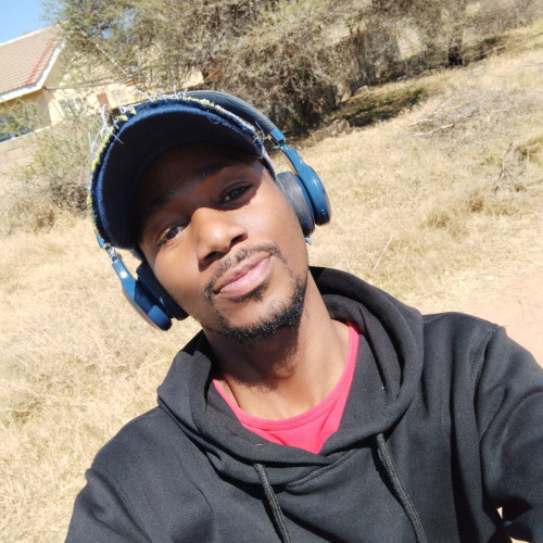 botho e. profile photo