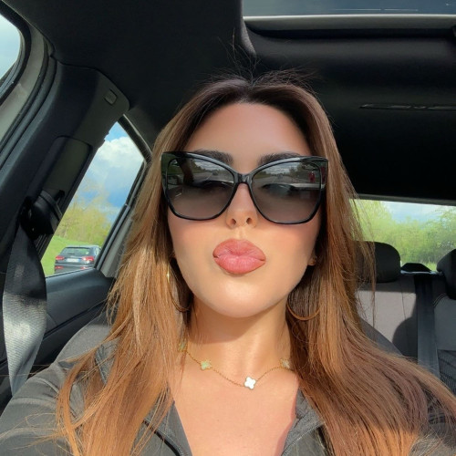 Alina I.