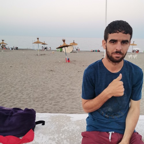 Zakariya  E.
