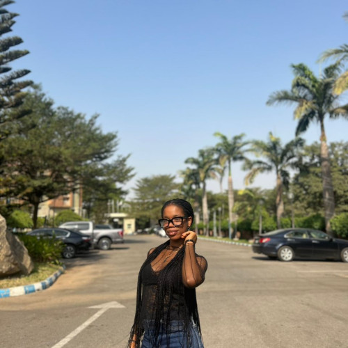 Ndiana E.