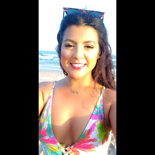 Mariana  A.