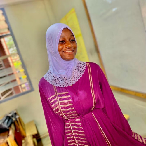 Rumaisawu Y.