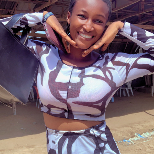 Reina b. profile photo