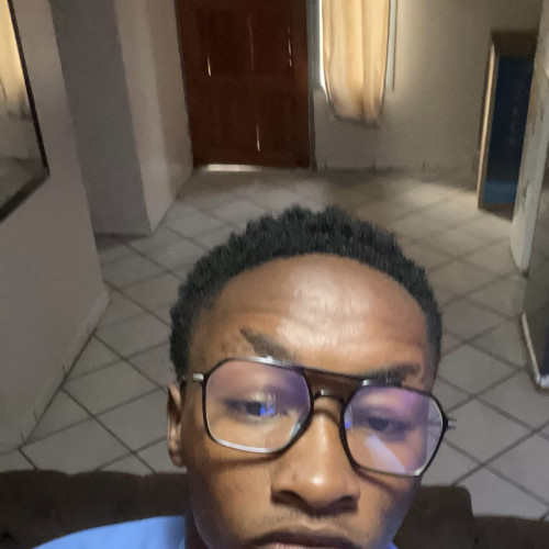 Oliyide  E. profile photo