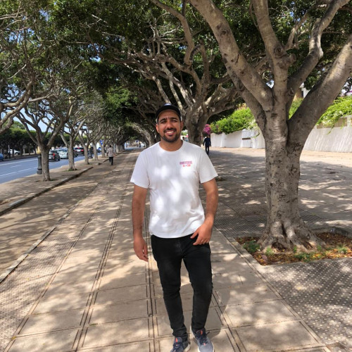lhssen b. profile photo