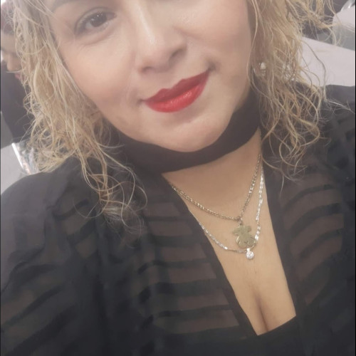 Maribel R.
