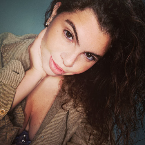 LUZIANA B. profile photo