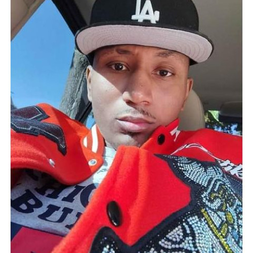 Dominique J. profile photo