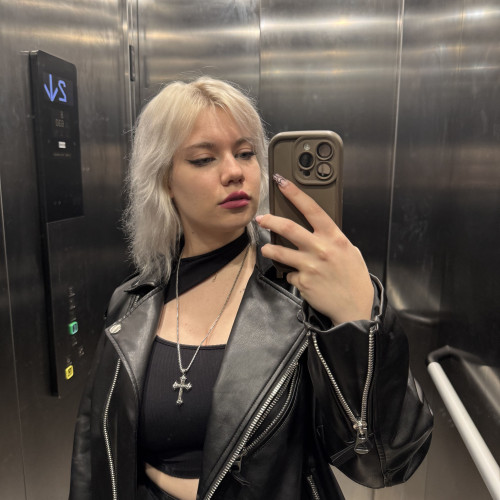 Madalina R. profile photo