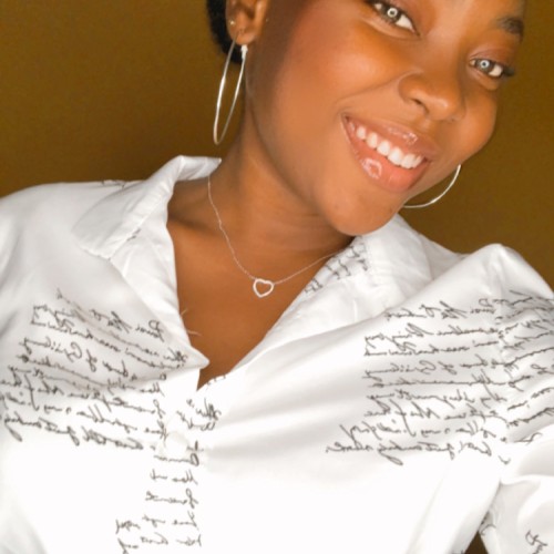 Melly B.