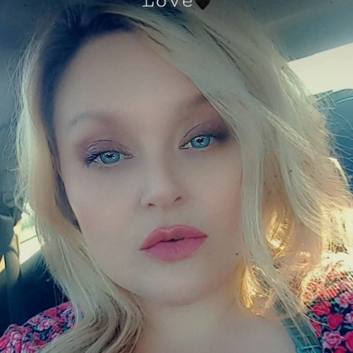 Kira R.