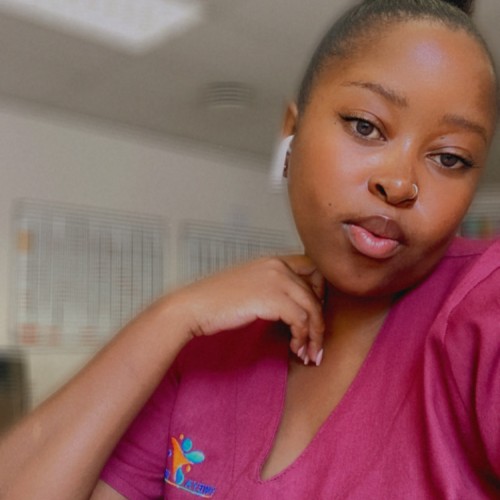 Mpho  M.