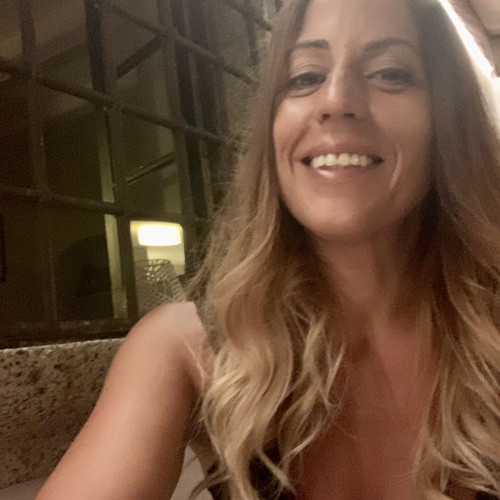 elsa R. profile photo