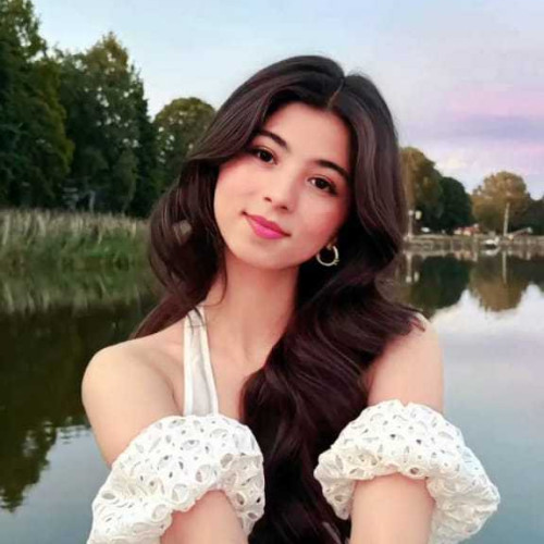 houda r. profile photo