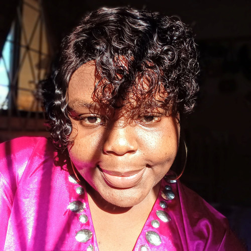 Sarah T. profile photo