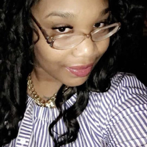 tia e. profile photo