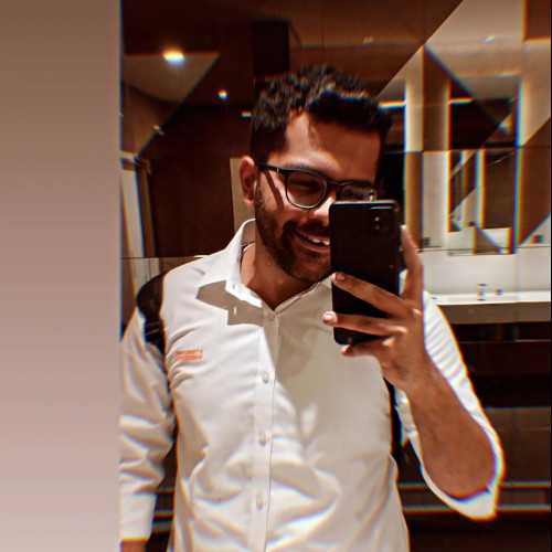 dhruv k.