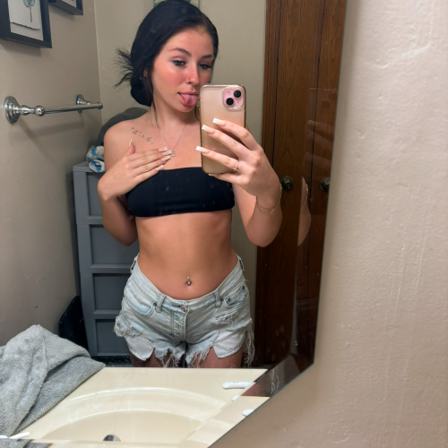 Chloe R. profile photo