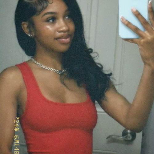 Carmen L. profile photo
