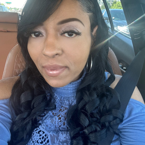 Estrella R. profile photo