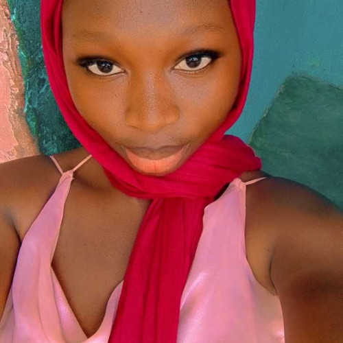 mhiz E. profile photo