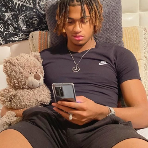 Peculiar  S. profile photo