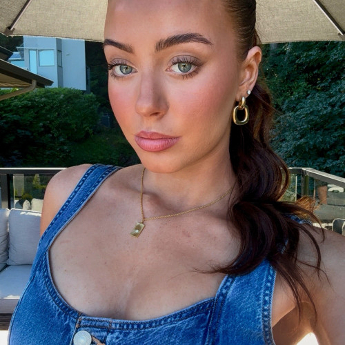 Ava L. profile photo